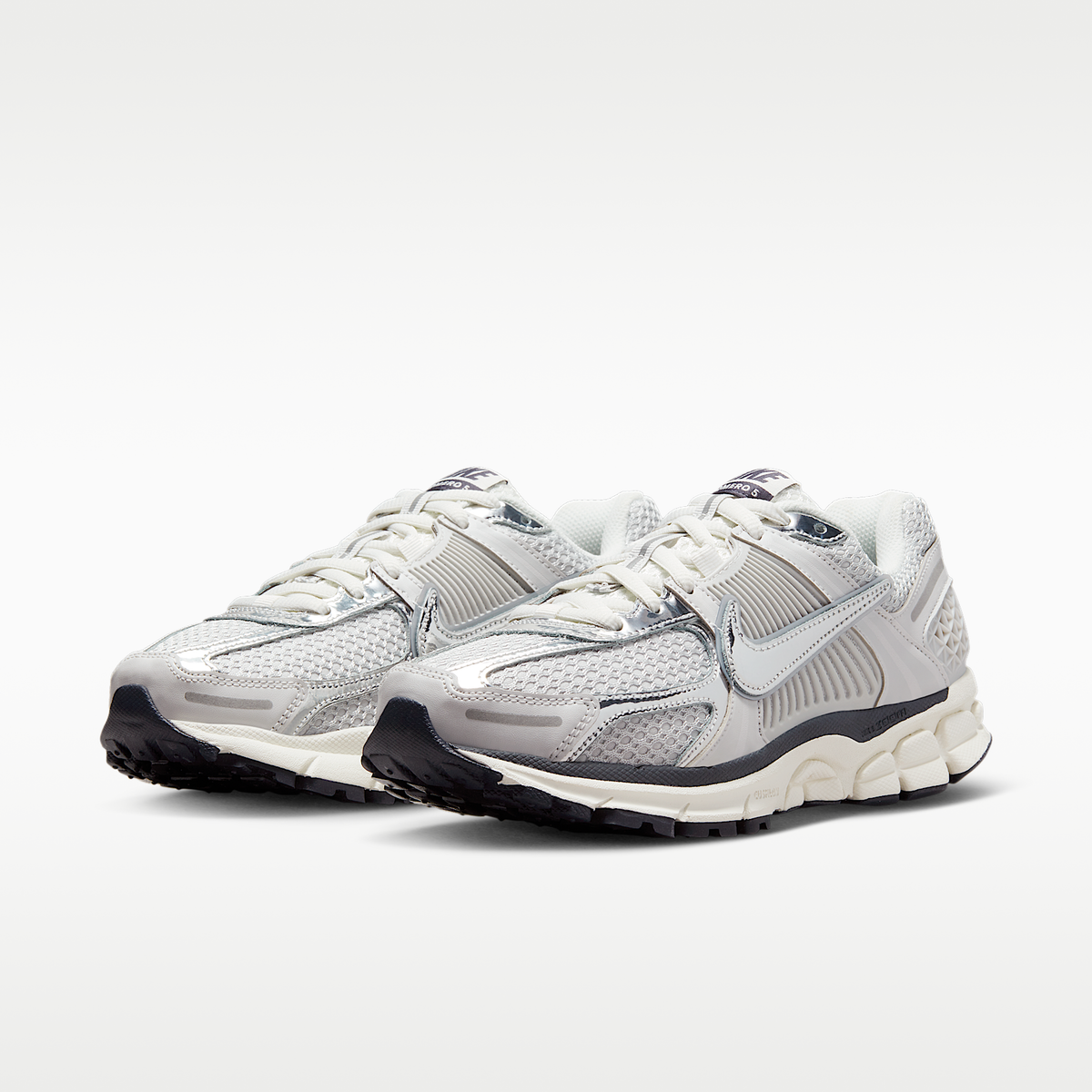 Zoom Vomero 5 Photon Dust sneaker product image 6 | Foot Spikes
