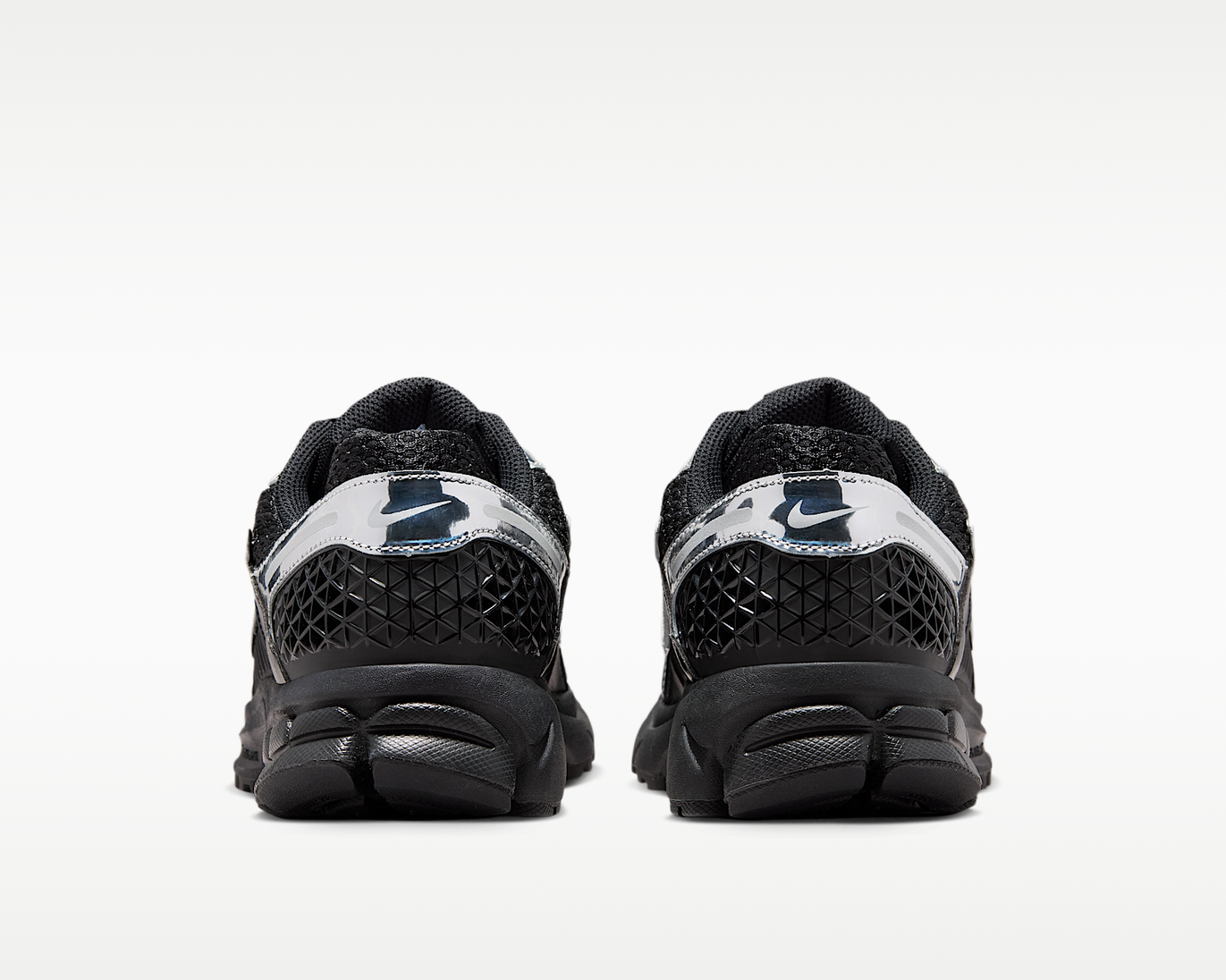 Zoom Vomero 5 Black Chrome/Iron Grey sneaker product image 6 | Foot Spikes