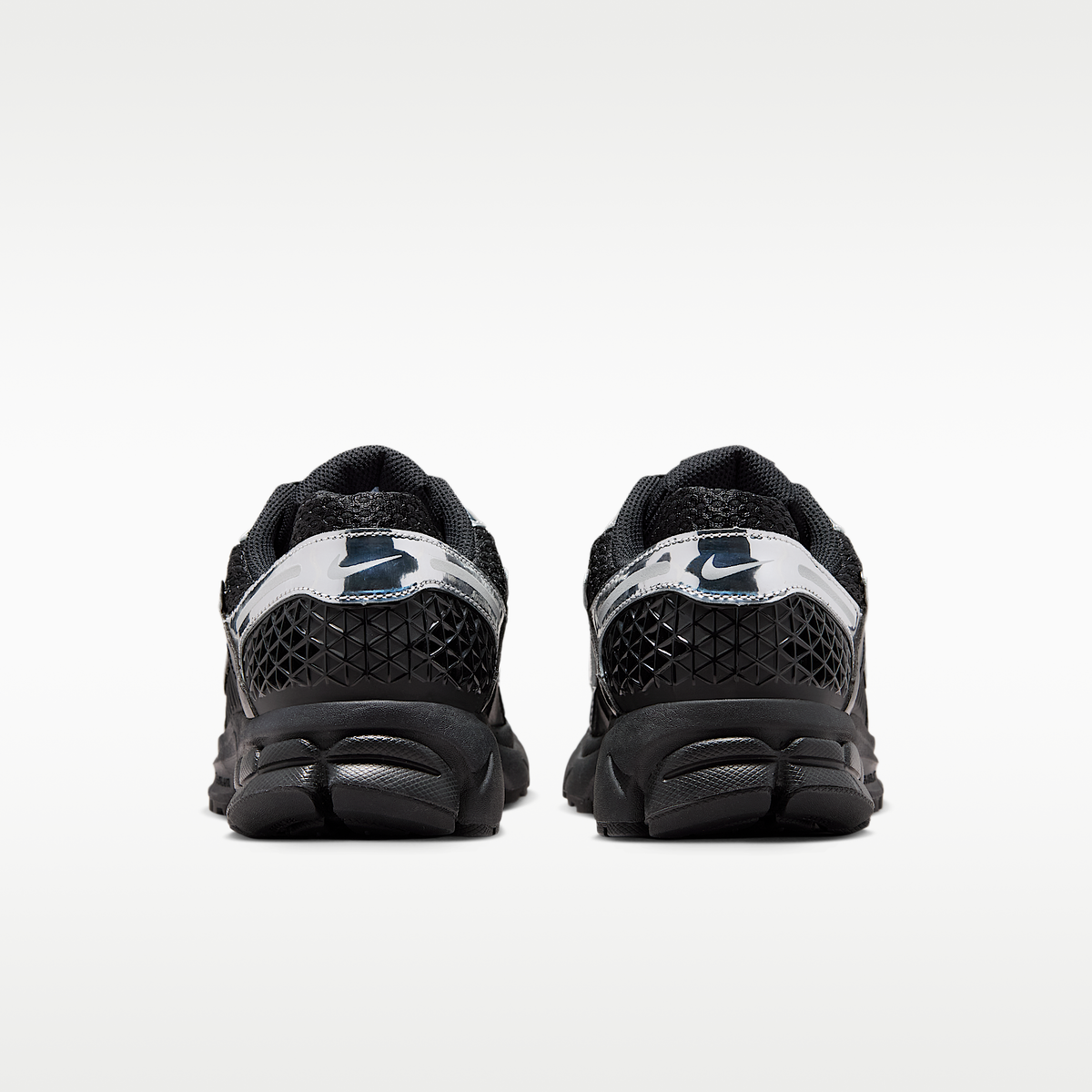 Zoom Vomero 5 Black Chrome/Iron Grey sneaker product image 6 | Foot Spikes