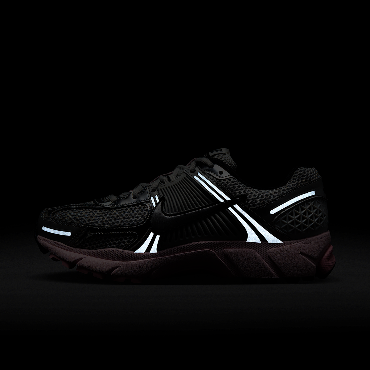 Zoom Vomero 5 Pink Foam sneaker product image 12 | Foot Spikes