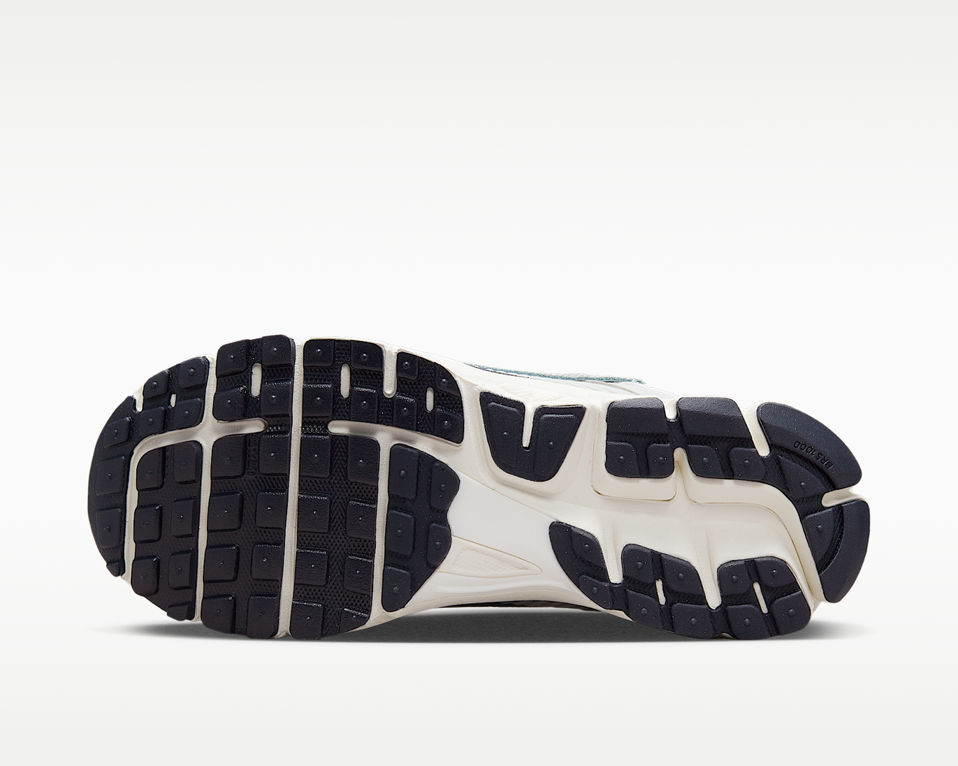 Zoom Vomero 5 Photon Dust sneaker product image 3 | Foot Spikes