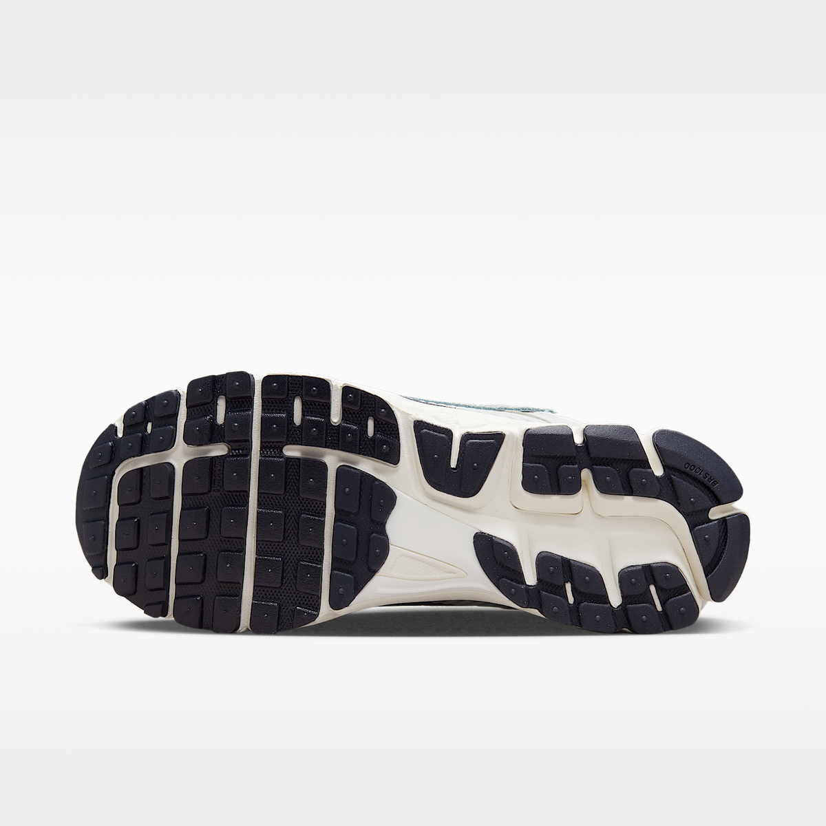 Zoom Vomero 5 Photon Dust sneaker product image 3 | Foot Spikes