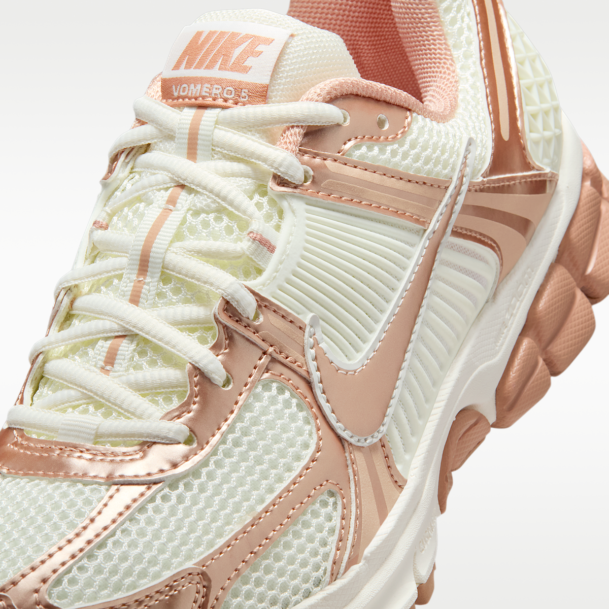Wmns Zoom Vomero 5 Sail/Rose Gold sneaker product image 7 | Foot Spikes