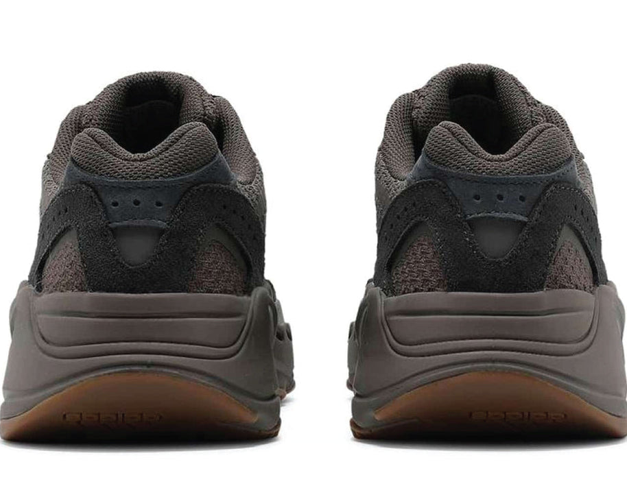 Yeezy Boost 700 V2 Mauve Men's sneaker product image 3 | Foot Spikes
