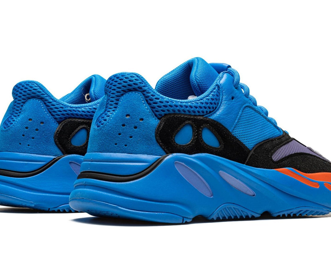 YEEZY BOOST 700 "Hi-Res Blu" sneaker product image 4 | Foot Spikes