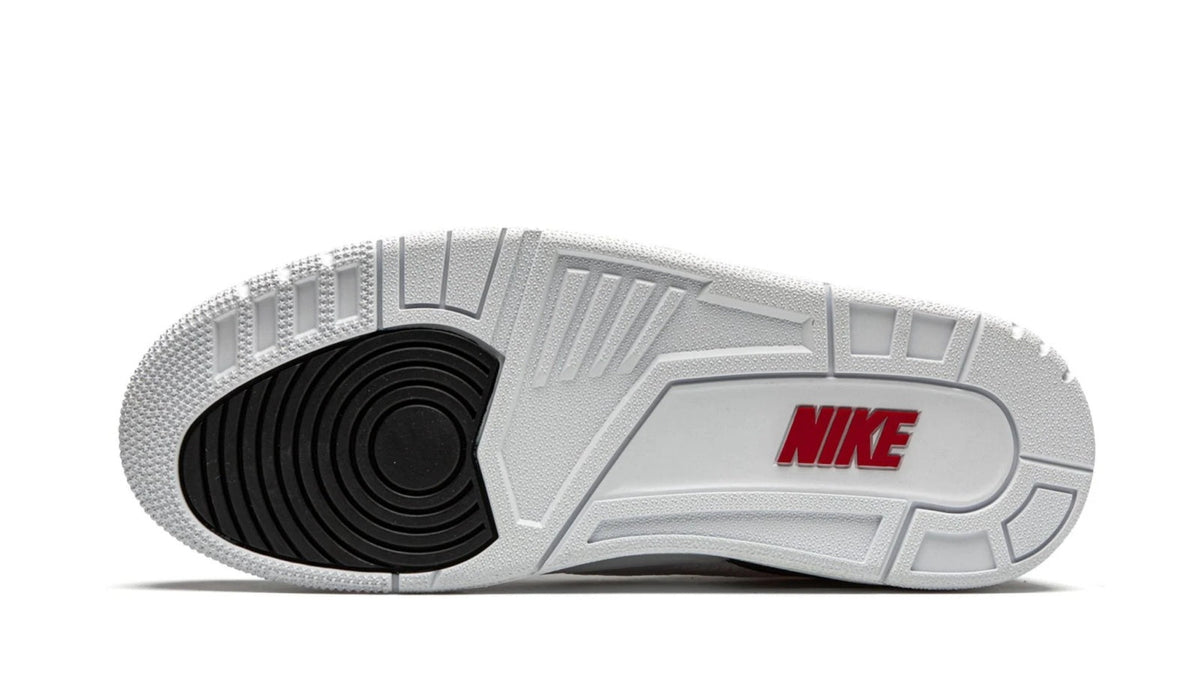 Air Jordan 3 Retro SE DNM "Fire Red Denim" sneaker product image 5 | Foot Spikes
