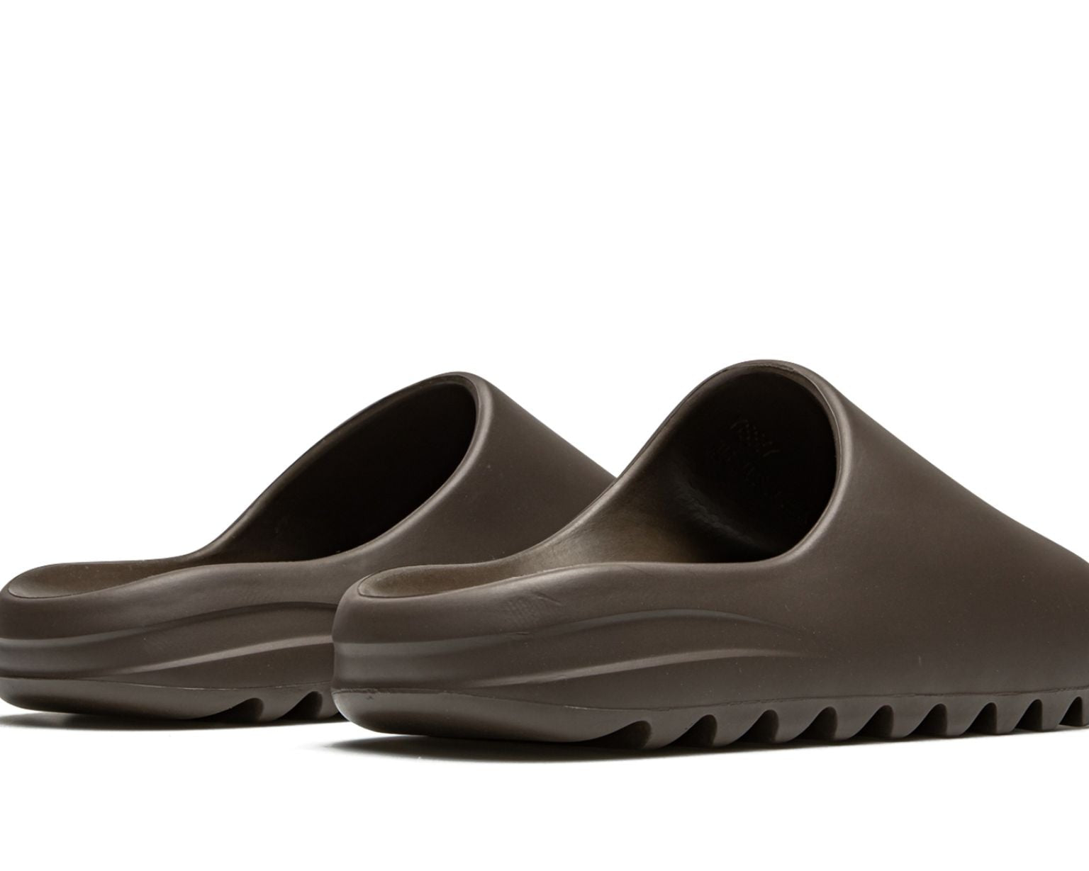 YEEZY SLIDE "Soot 2021" sneaker product image 4 | Foot Spikes