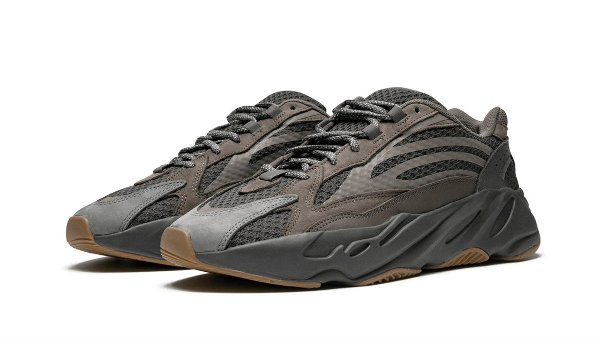 YEEZY BOOST 700 V2 "Geode" sneaker product image 2 | Foot Spikes