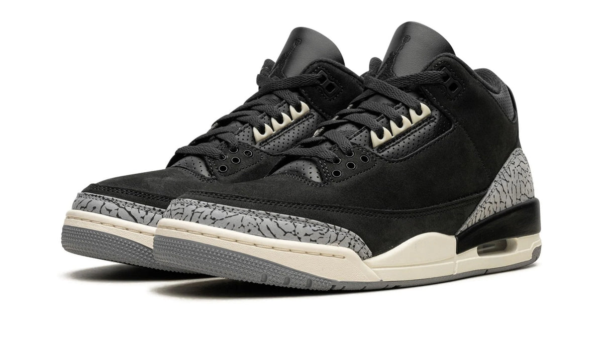 AIR JORDAN 3 WMNS "Off Noir" sneaker product image 2 | Foot Spikes