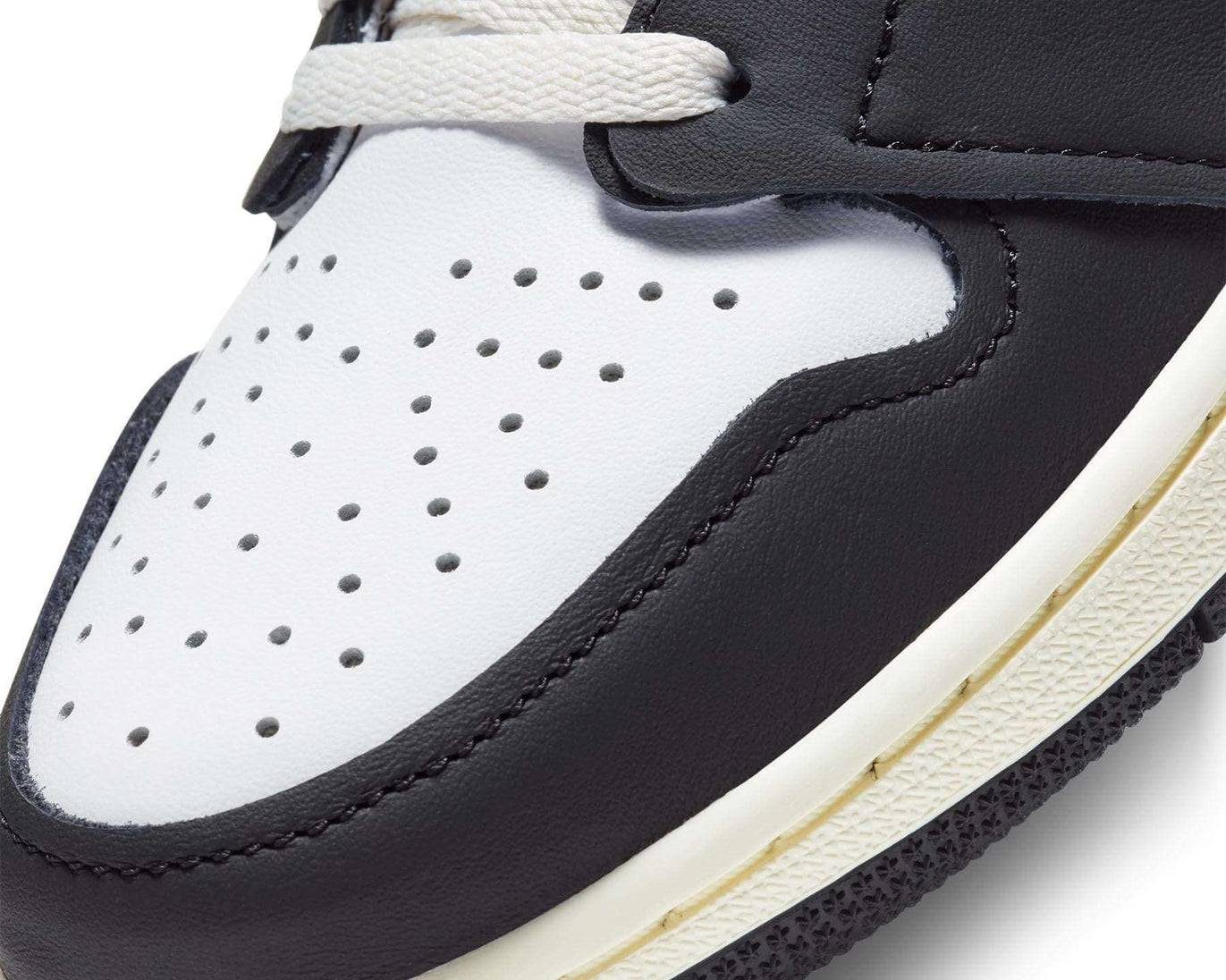 Air Jordan 1 Retro High Volt Gold sneaker product image 6 | Foot Spikes