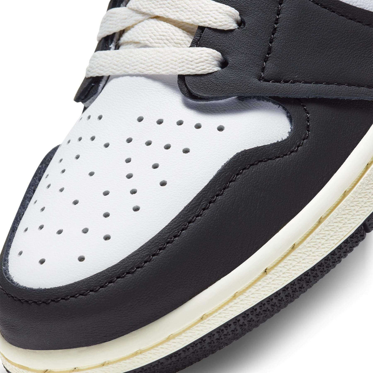 Air Jordan 1 Retro High Volt Gold sneaker product image 6 | Foot Spikes
