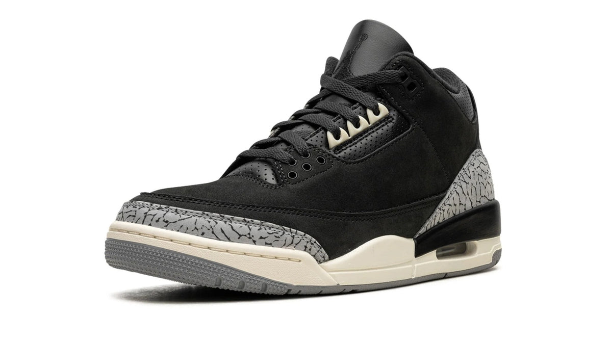AIR JORDAN 3 WMNS "Off Noir" sneaker product image 3 | Foot Spikes