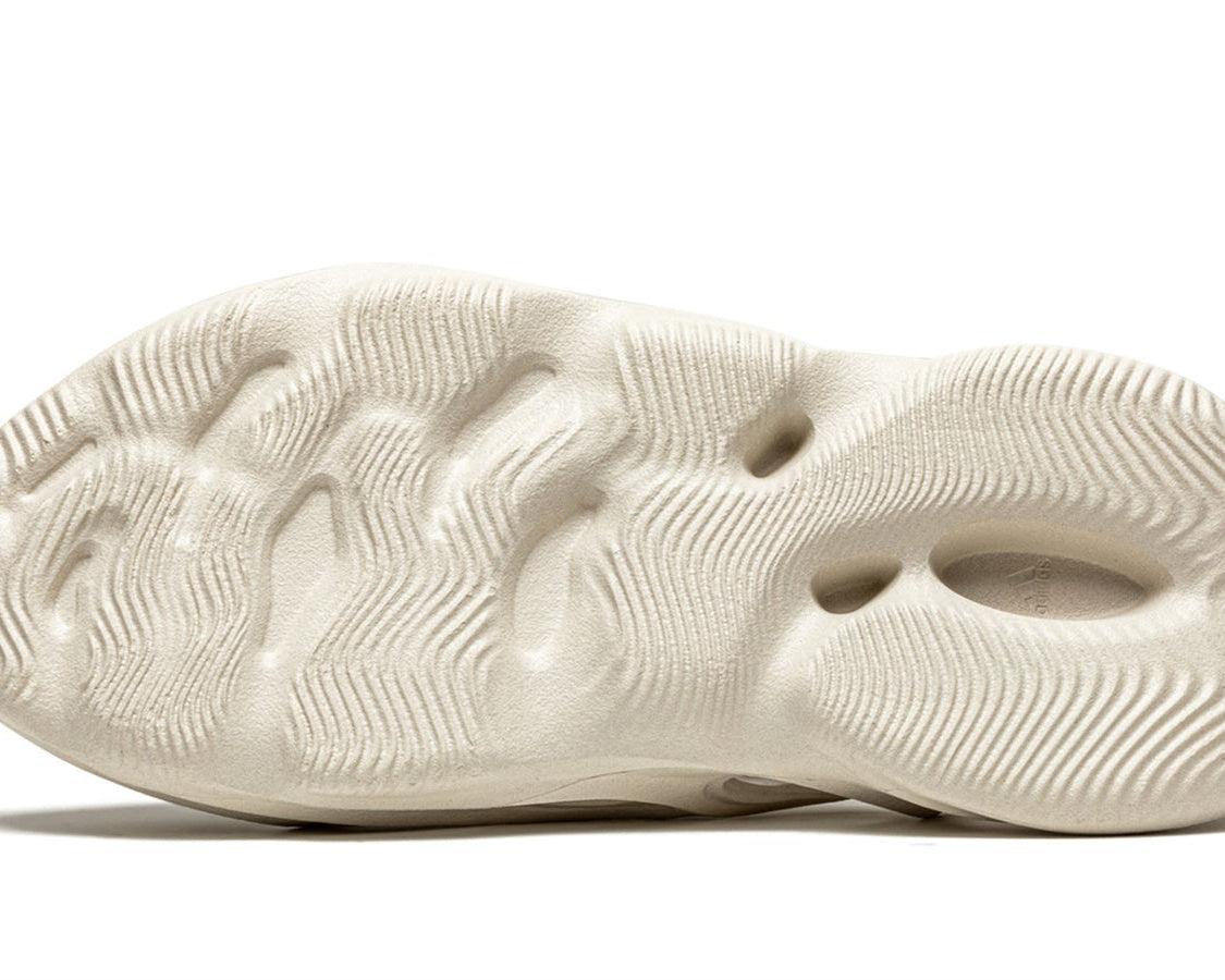 YEEZY FOAM RUNNER "Ararat" sneaker product image 5 | Foot Spikes