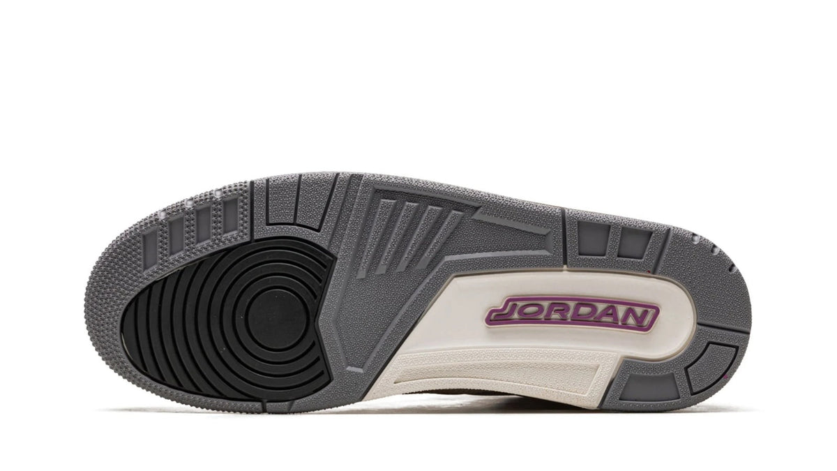 Air Jordan 3 Retro "Winterized - Archaeo Brown" sneaker product image 5 | Foot Spikes