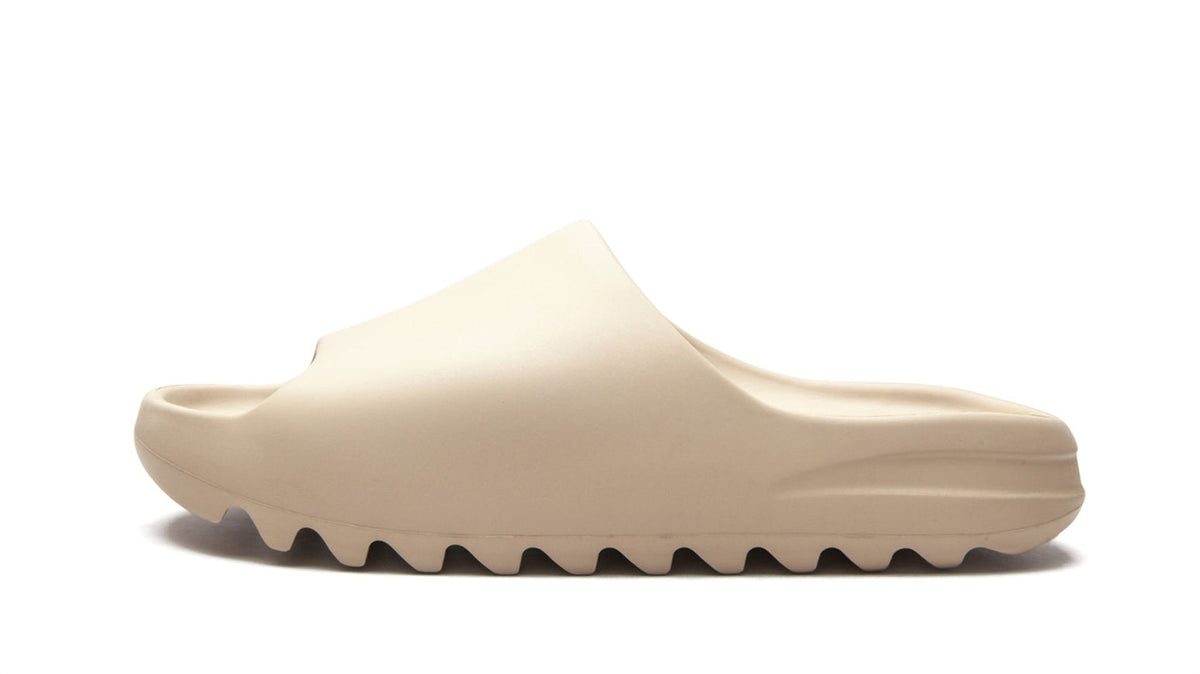 YEEZY SLIDE "Pure 2021" sneaker product image 1 | Foot Spikes