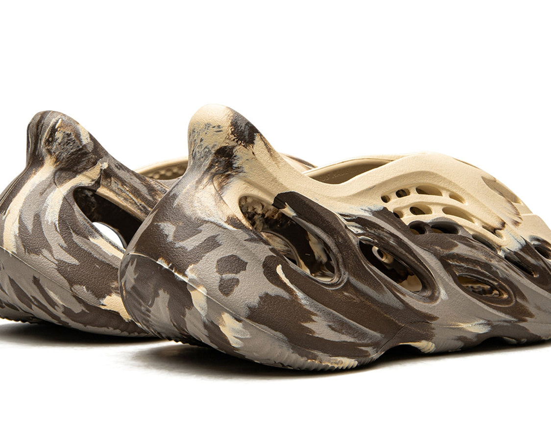 YEEZY FOAM RUNNER"MX Cream Clay" sneaker product image 4 | Foot Spikes