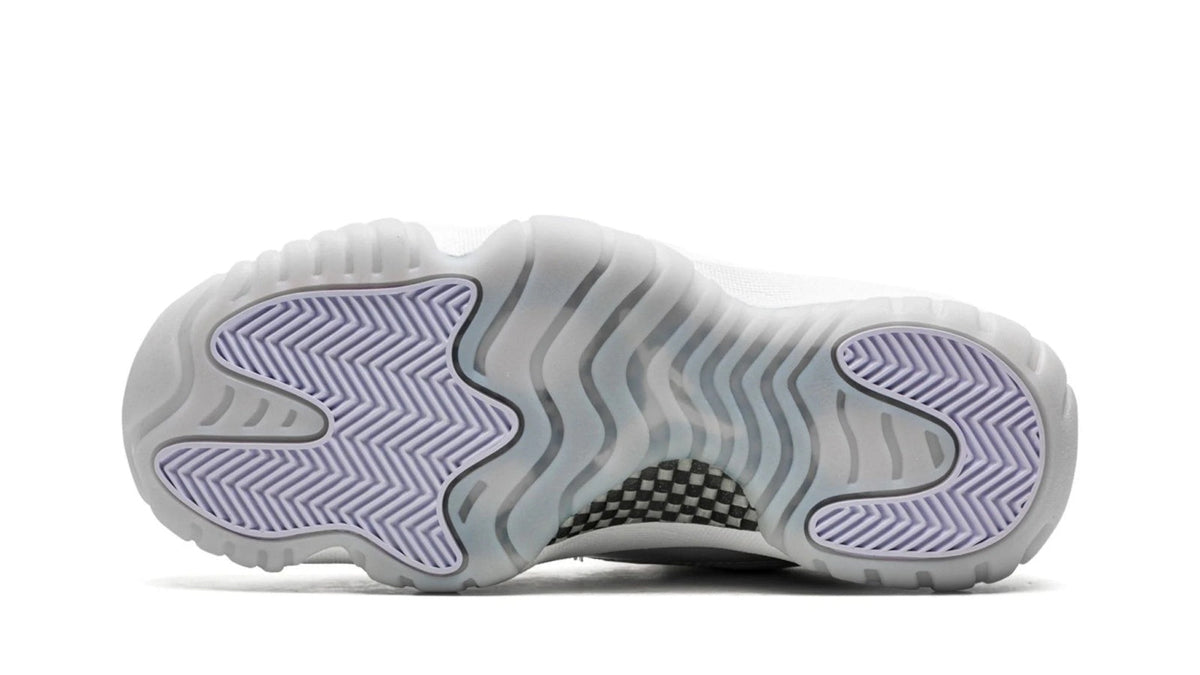 AIR JORDAN 11 LO WMNS "Pure Violet" sneaker product image 5 | Foot Spikes