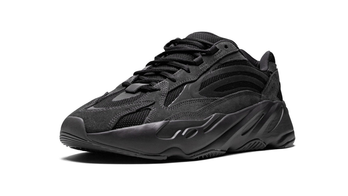 YEEZY BOOST 700 V2 "Vanta" sneaker product image 3 | Foot Spikes