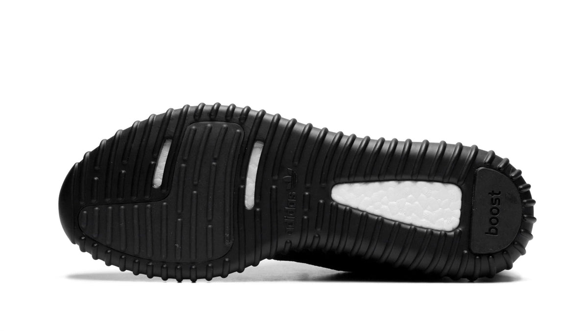 YEEZY BOOST 350 "Pirate Black - 2016 Release" sneaker product image 5 | Foot Spikes