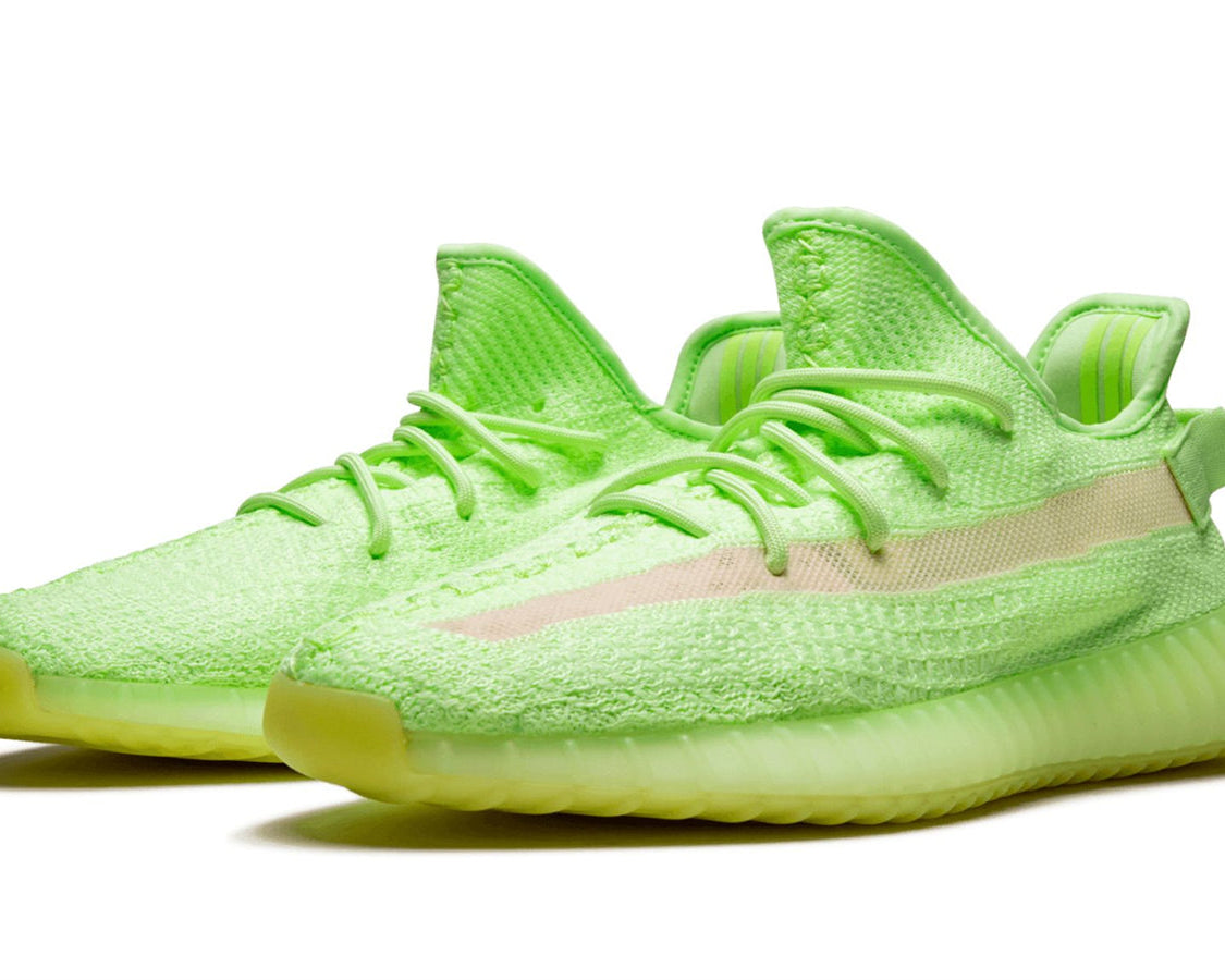 YEEZY BOOST 350 V2 "Glow in the Dark" sneaker product image 2 | Foot Spikes