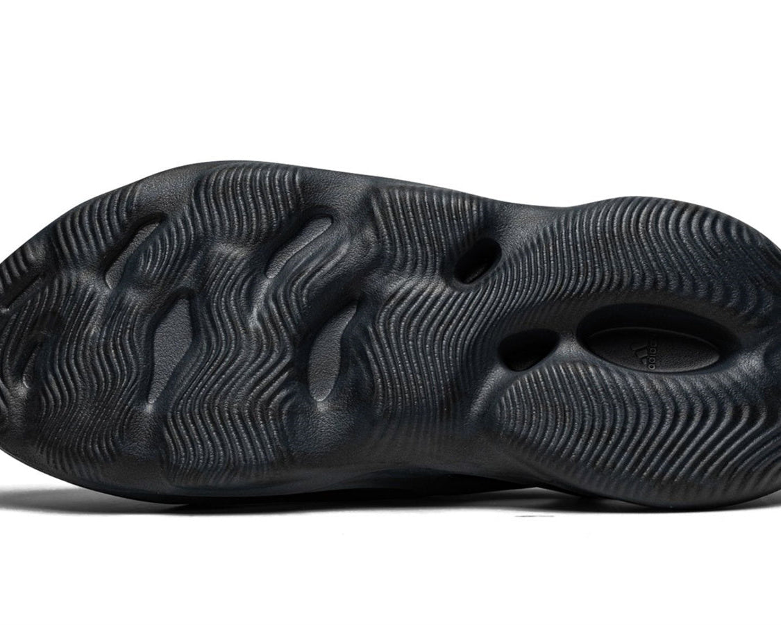 YEEZY FOAM RUNNER "Mineral Blue" sneaker product image 5 | Foot Spikes