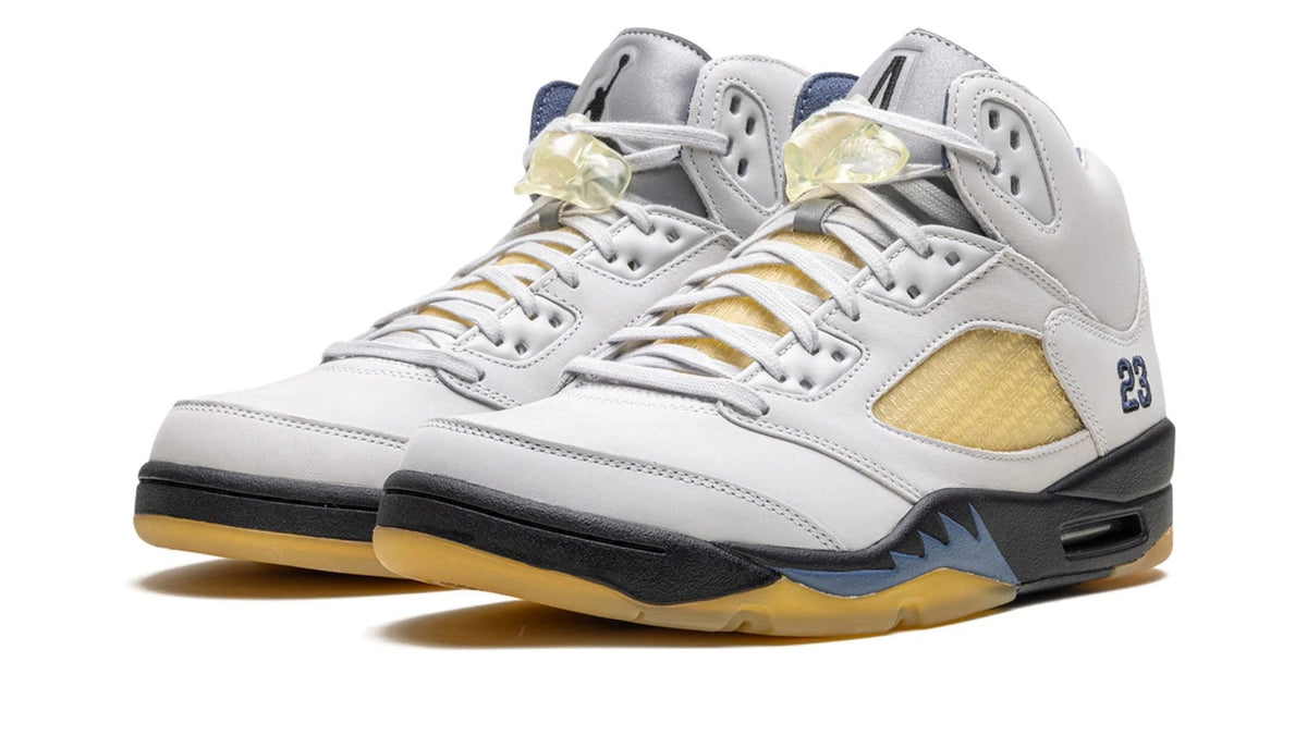 AIR JORDAN 5 WMNS "A Ma Maniere - Diffused Blue" sneaker product image 2 | Foot Spikes