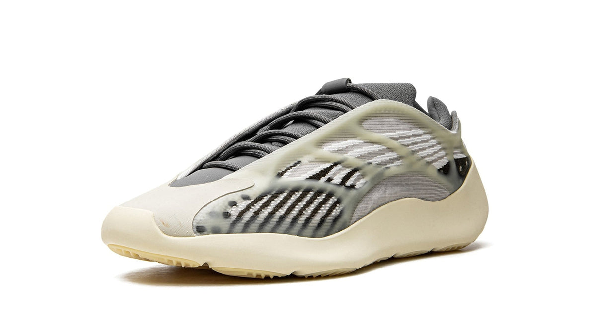 YEEZY 700 V3 "Fade Salt" sneaker product image 3 | Foot Spikes