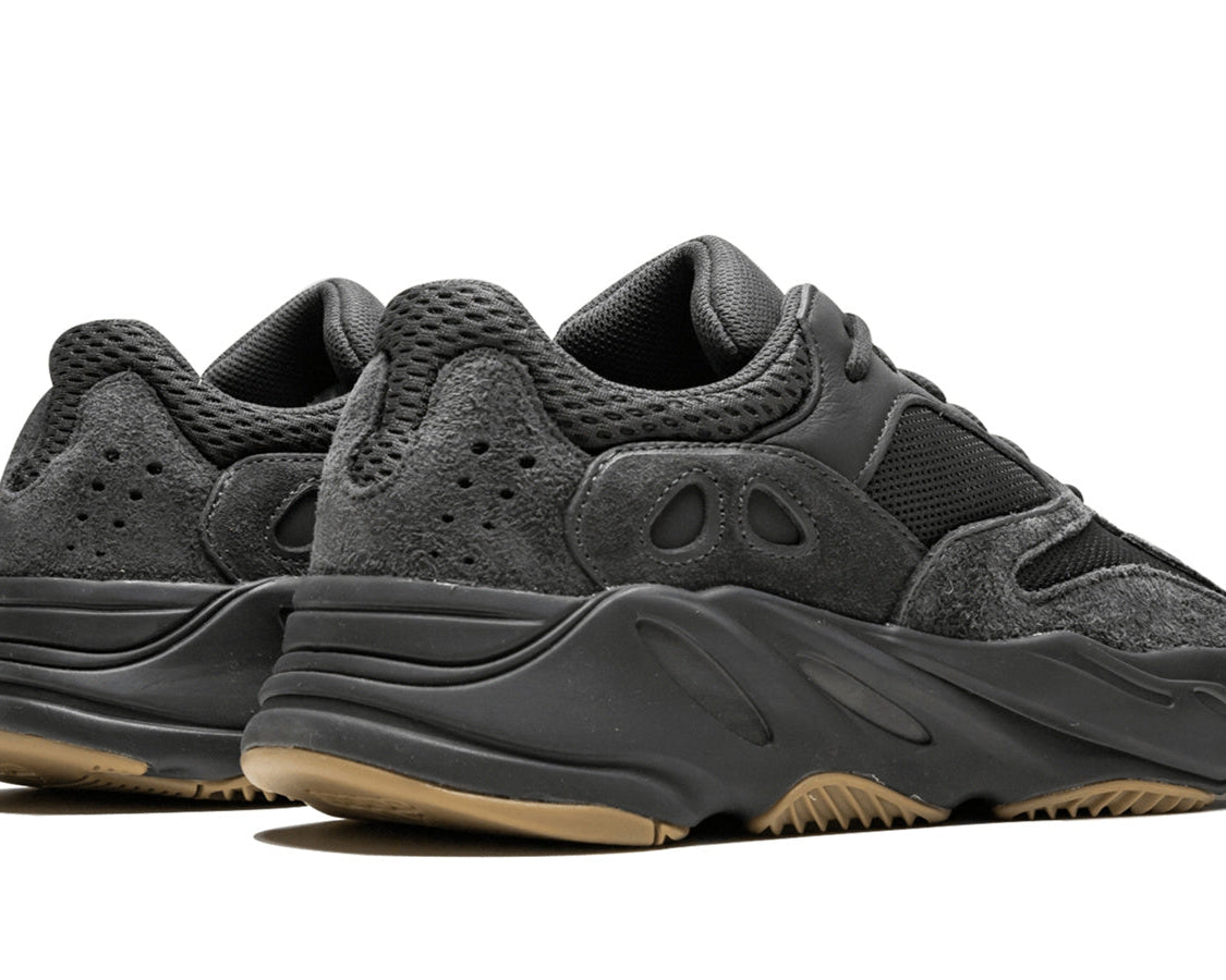 YEEZY BOOST 700 "Utility Black" sneaker product image 4 | Foot Spikes
