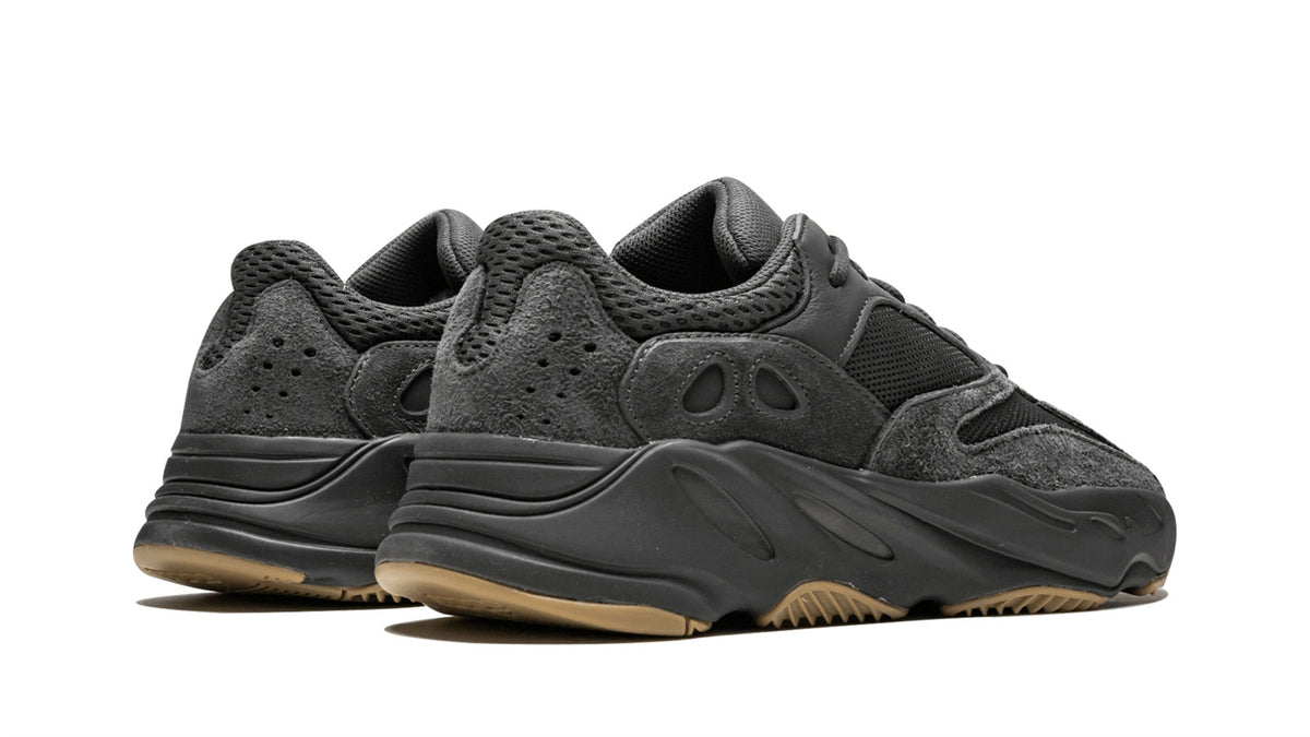 YEEZY BOOST 700 "Utility Black" sneaker product image 4 | Foot Spikes