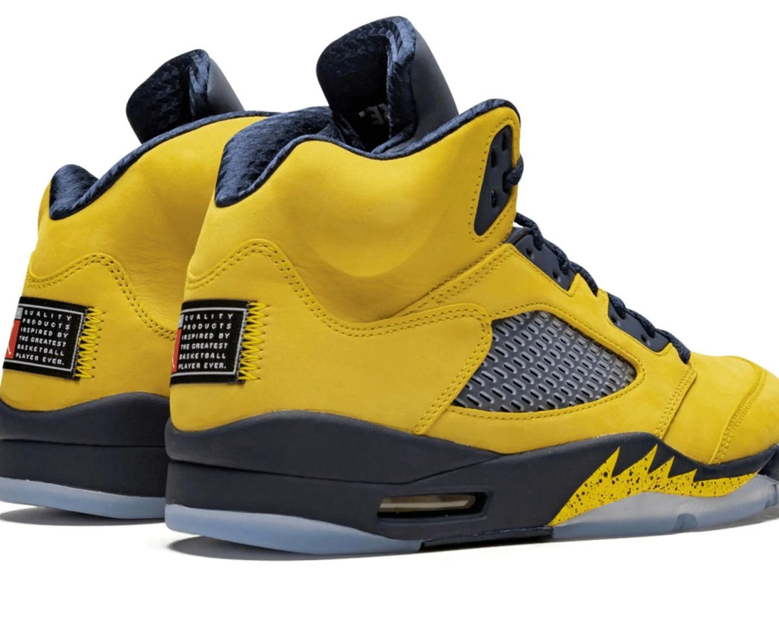 Air Jordan 5 Retro SE "Michigan" sneaker product image 4 | Foot Spikes