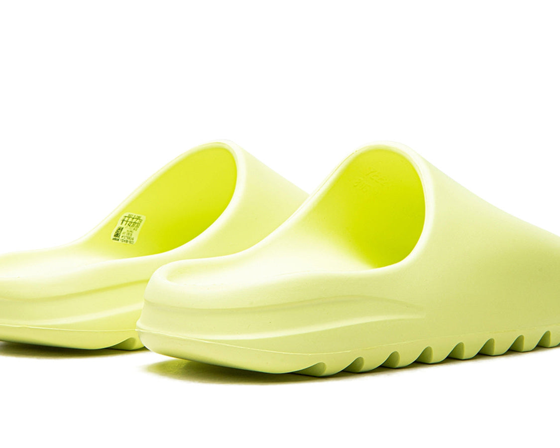 YEEZY SLIDE "Glow" sneaker product image 4 | Foot Spikes