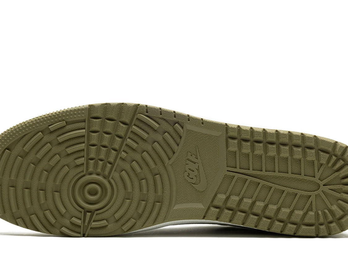 AIR JORDAN 1 LOW GOLF "Travis Scott" sneaker product image 5 | Foot Spikes