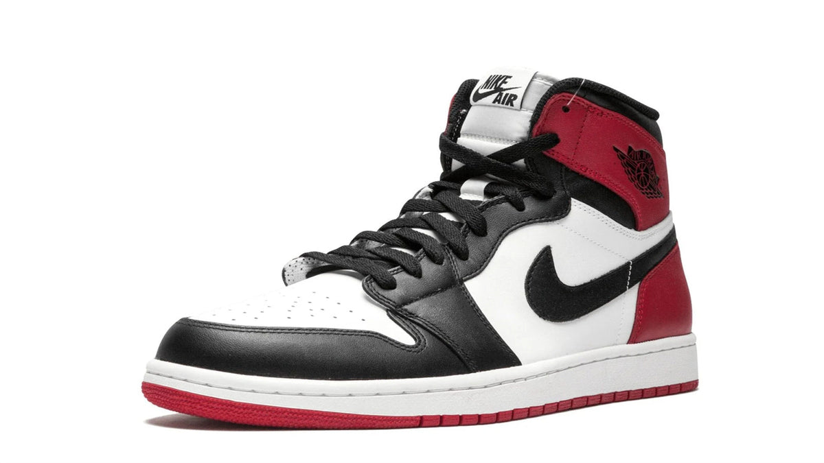 Air Jordan 1 Retro High OG GS "Black Toe 2016" sneaker product image 3 | Foot Spikes